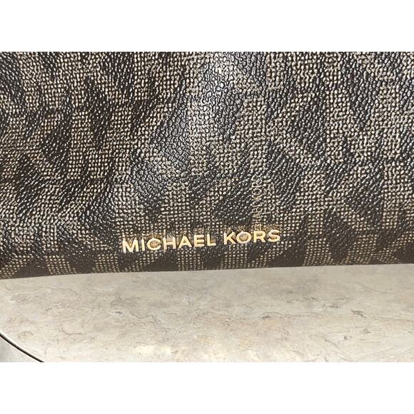Michael Kors Kirby large satchel in brown monogram printed pebble leather. - Picture 7 of 15